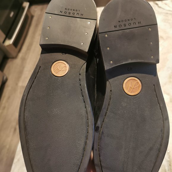 Hudson London, black leather dress shoes (Men's size 42, US 9) - Picture 2 of 3